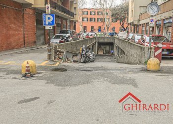 3.4 INGRESSO.jpg - Box Via Ruggero Leoncavallo 18R, Genova - foto 13