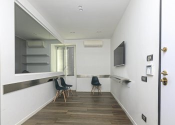 1.1 INGRESSO.jpg - Ufficio Via Ciro Menotti 51, Genova - foto 1