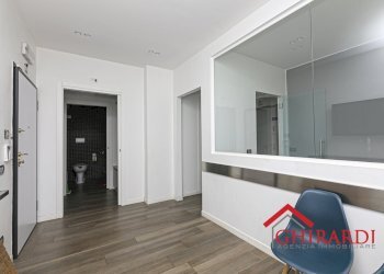 1.3 INGRESSO.jpg - Ufficio Via Ciro Menotti 51, Genova - foto 4