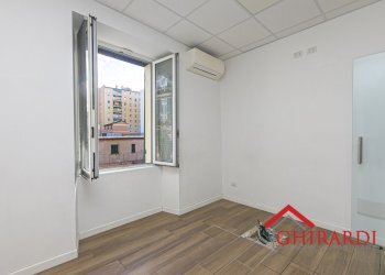 4.1 UFFICIO 3.jpg - Ufficio Via Ciro Menotti 51, Genova - foto 11