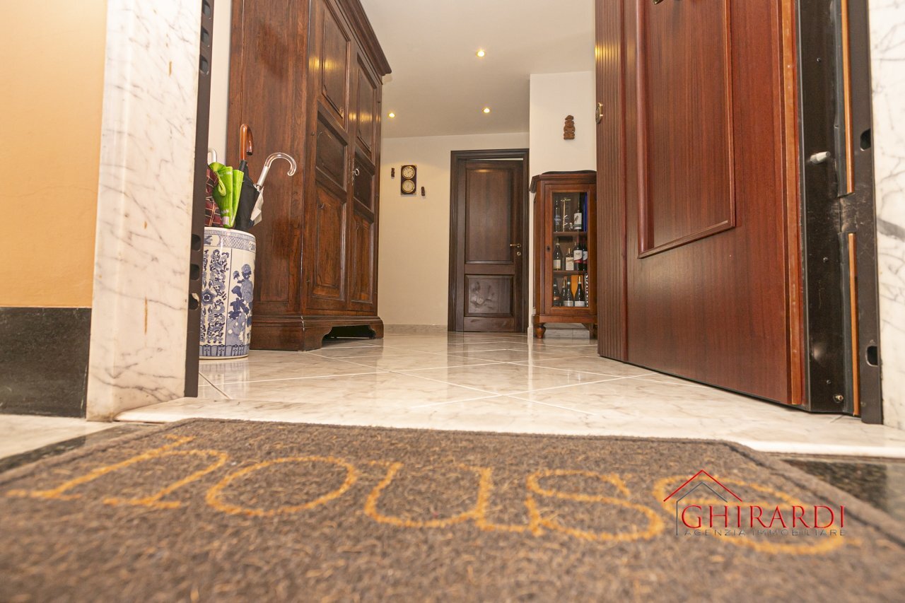 1.0 ingresso.jpg - Appartamento Via Gian Pietro Sery 7, Genova - foto 3