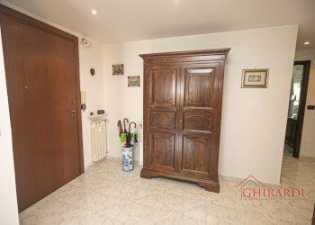 1.3 ingresso.jpg - Appartamento Via Gian Pietro Sery 7, Genova - foto 6