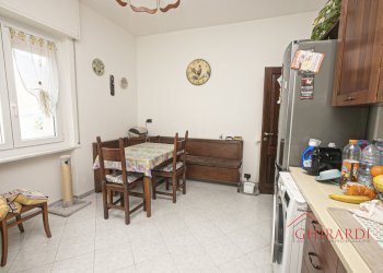 3.4 cucina.jpg - Appartamento Via Gian Pietro Sery 7, Genova - foto 17