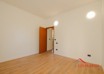 3.2 CAMERA 1..jpg - Appartamento VIA MURTOLA 62, Genova - foto 12