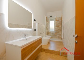 4.0 BAGNO.jpg - Appartamento VIA MURTOLA 62, Genova - foto 14