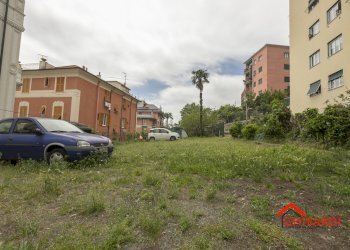 1.6 posteggio.jpg - Box Viale Villa Chiesa, Genova - foto 7