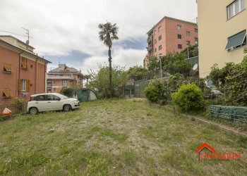 1.9 posteggio.jpg - Box Viale Villa Chiesa, Genova - foto 10