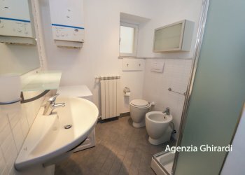 5.1 bagno1.jpg - Appartamento Via Gino Capponi 8, Genova - foto 21