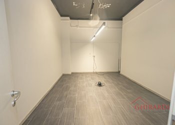 2.4 locale 2.jpg - Locale Commerciale VIA ALFREDO D'ANDRADE 76R, Genova - foto 11