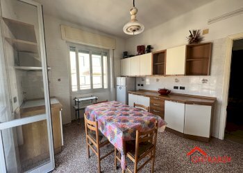 2.2 cucina.jpg - Appartamento VIA LODOVICO CALDA  16, Genova - foto 7