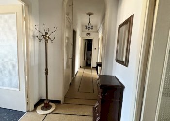 7.0 corridoio.jpg - Appartamento VIA LODOVICO CALDA  16, Genova - foto 15