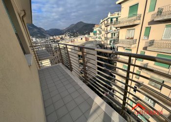 9.1 balcone.jpg - Appartamento VIA LODOVICO CALDA  16, Genova - foto 19