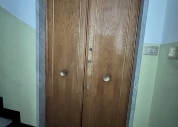 11.0 vano scala.jpg - Appartamento VIA LODOVICO CALDA  16, Genova - foto 22