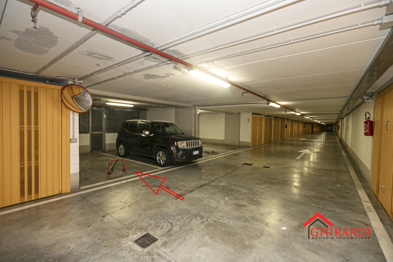 1.0 posto auto.jpg - Box Genova - foto 2