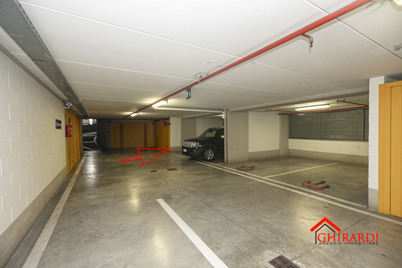 1.1 posto auto.jpg - Box Genova - foto 3