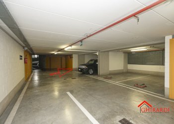 1.1 posto auto.jpg - Box Genova - foto 3