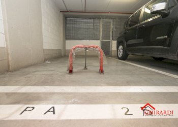 1.7 posto auto.jpg - Box Genova - foto 9