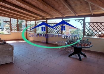 20250411_141416.jpg - Casa indipendente piazza delle carrozze 3, Livorno - foto 1