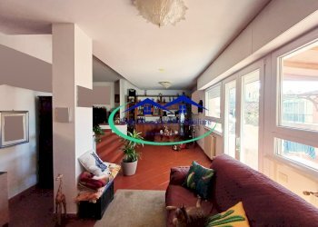 1 -02-1 8 at 09.59.1 8 (1 ).jpg - Casa indipendente piazza delle carrozze 3, Livorno - foto 4