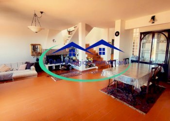 20250221_124746.jpg - Porzione di casa via di quercianella, Livorno - foto 2