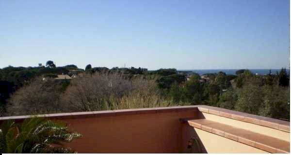 TERRAZZO 1 PIANO - Villa Livorno - photo 1