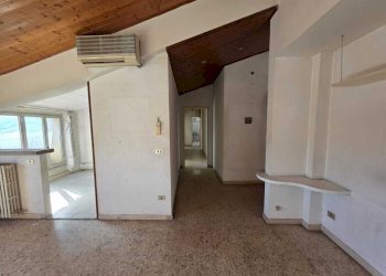 giov1.jpg - Appartamento Via Martiri della resistenza, Ancona - foto 9