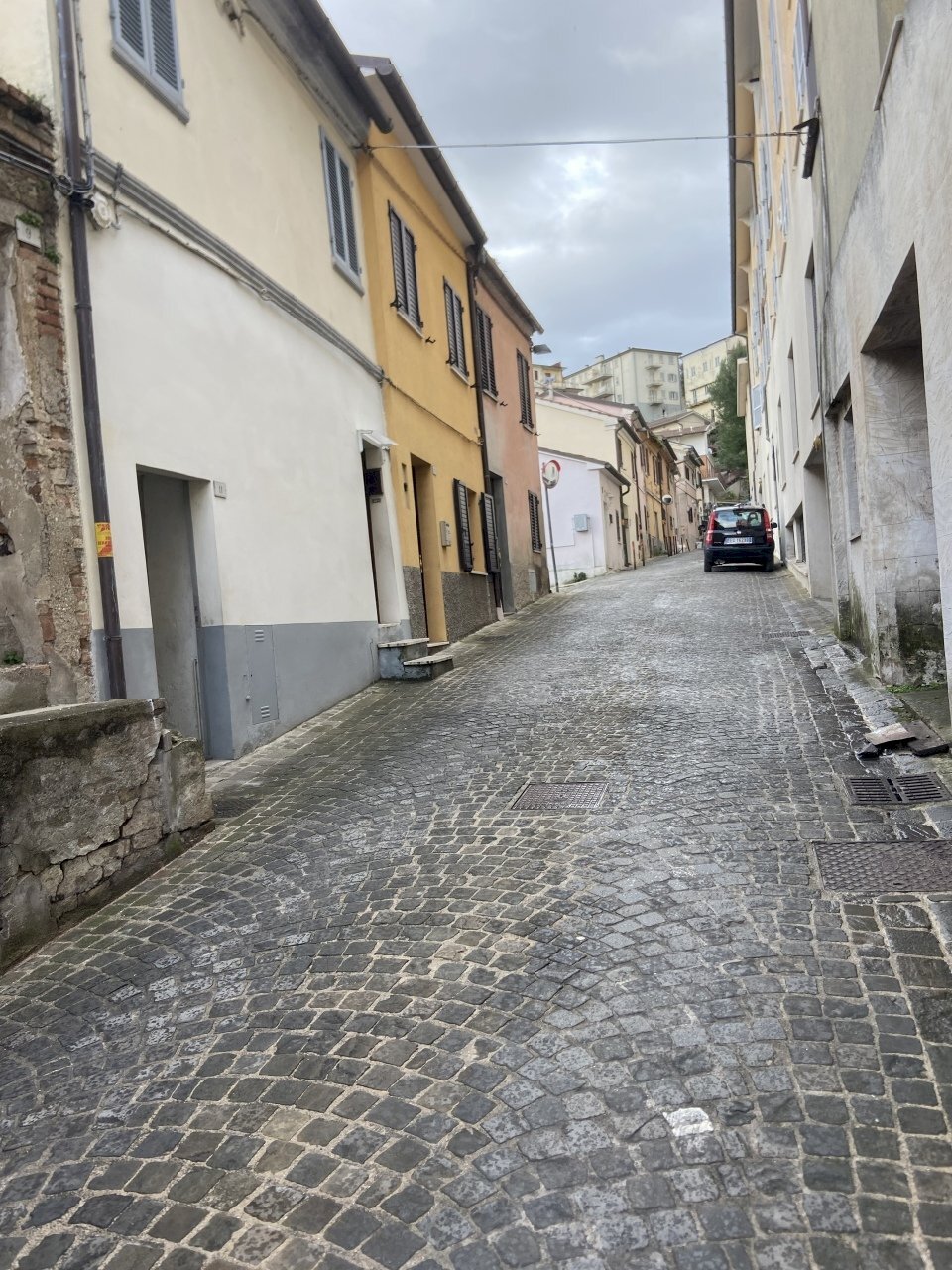 470A91A2-960C-4C1A-A8B4-D08D00A7ED2E.jpeg - Townhouse Via Paolo VI 22, Osimo - photo 3