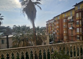 balcone - Appartamento Via Garibaldi 97, Sanremo - foto 5