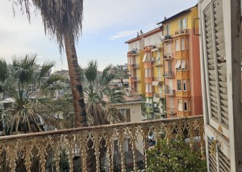 balcone - Appartamento Via Garibaldi 97, Sanremo - foto 9