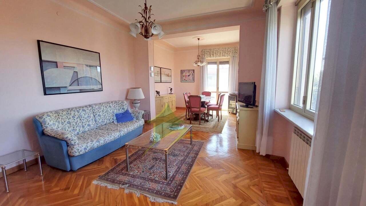soggiorno.jpg - Three-room apartment Via Vallarino 54, Sanremo - photo 3