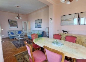 sala da pranzo.jpg - Trilocale Via Vallarino  54, Sanremo - foto 5