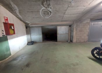 ESTERNO - Magazzino Via Pietro Agosti  195, Sanremo - foto 3