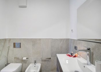 bagno principale - Trilocale Via San Francesco 37, Sanremo - foto 15