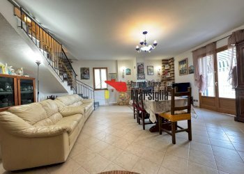 3ea3469a-24e4-4e78-b54b-f992cfc2546a.jpg - Villa Via Monsignore Tornatore, Dolceacqua - photo 16