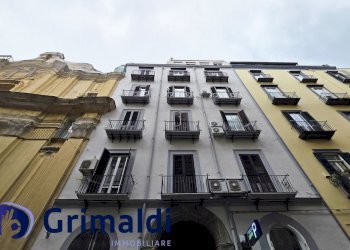 18.jpg - Appartamento Via Chiatamone, Napoli - foto 16