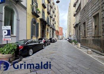 20.jpg - Appartamento Via Chiatamone, Napoli - foto 18