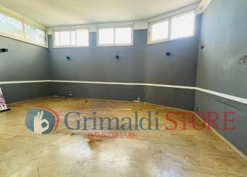 no logo_risultato.jpg - Locale Commerciale Via Colonnello Archimede Costadura 20, Lecce - foto 9