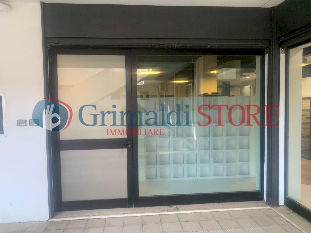 WhatsApp Image 2025-04-28 at 16.51.23 (1)_risultat - Locale Commerciale Via Pacinotti 19, Campi Salentina - foto 3