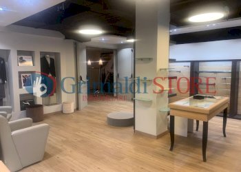 WhatsApp Image 2025-04-28 at 16.51.23 (3)_risultat - Locale Commerciale Via Pacinotti 19, Campi Salentina - foto 5