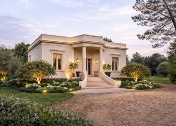 Villa neoclassica al tramonto(1).png - Casale Via Messapia 8, Monteroni di Lecce - foto 2