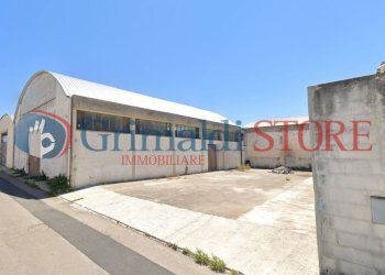 Immagine WhatsApp 2025-03-24 ore 15.01.38_e9b40c5d - Locale Commerciale Via Spagna 3, Calimera - foto 1
