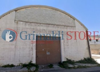 Immagine WhatsApp 2025-03-24 ore 15.02.11_fea43bed - Locale Commerciale Via Spagna 3, Calimera - foto 2