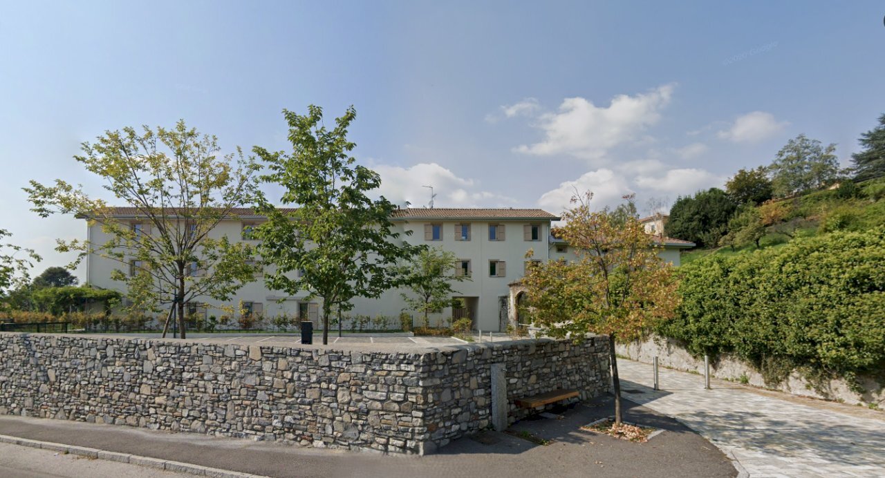 Foto esterno contesto - Trilocale Via Leonardo da Vinci 0, Erba - foto 1