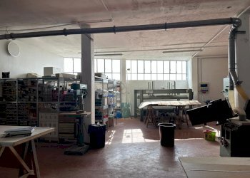 Interni capannone - Magazzino via Canturina 5, Capiago Intimiano - foto 21