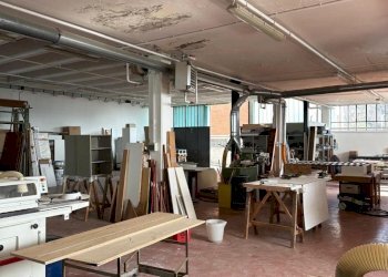 Interni capannone - Magazzino via Canturina 5, Capiago Intimiano - foto 26