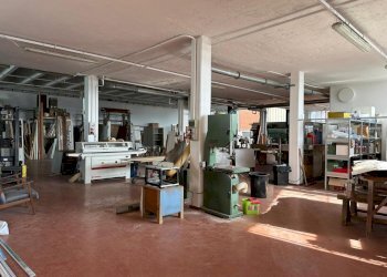 Interni capannone - Show room via Canturina 5, Capiago Intimiano - photo 28
