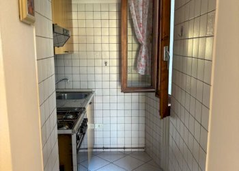 Cucina - Trilocale Frazione Calozzo 128, Pianello del Lario - foto 12