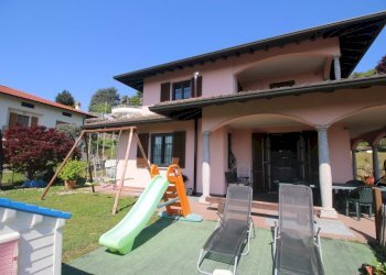 Esterni villa - Villa Via delle Busacce 28, San Fermo della Battaglia - foto 3