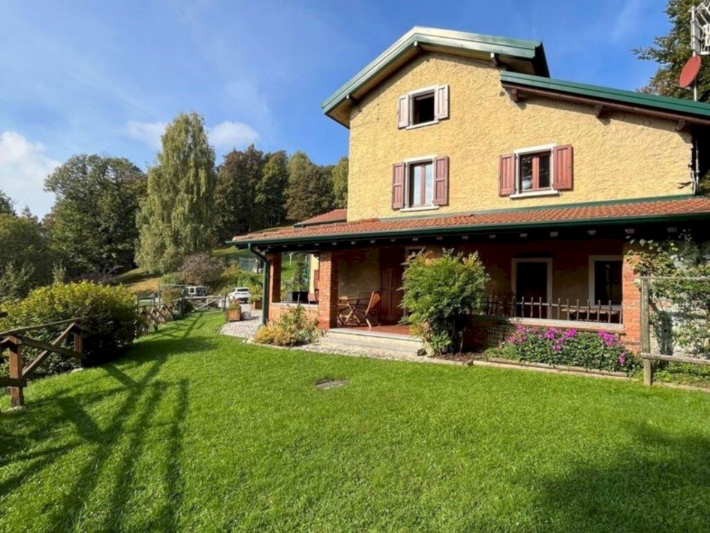 Cascina - Villa via C. Goldoni  17, Alta Valle Intelvi - photo 1