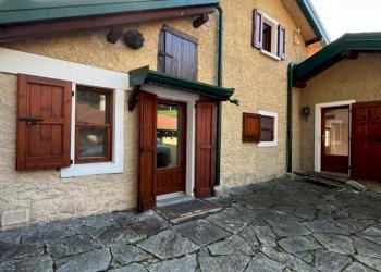 Esterni proprieta - Villa via C. Goldoni  17, Alta Valle Intelvi - foto 8